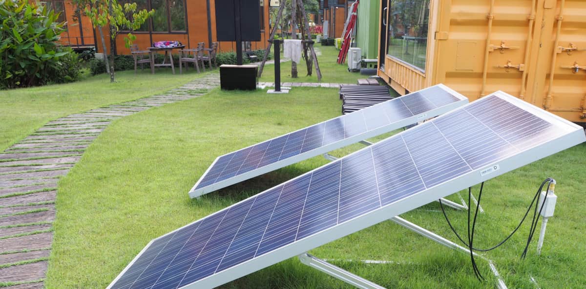 panneaux solaires jardin