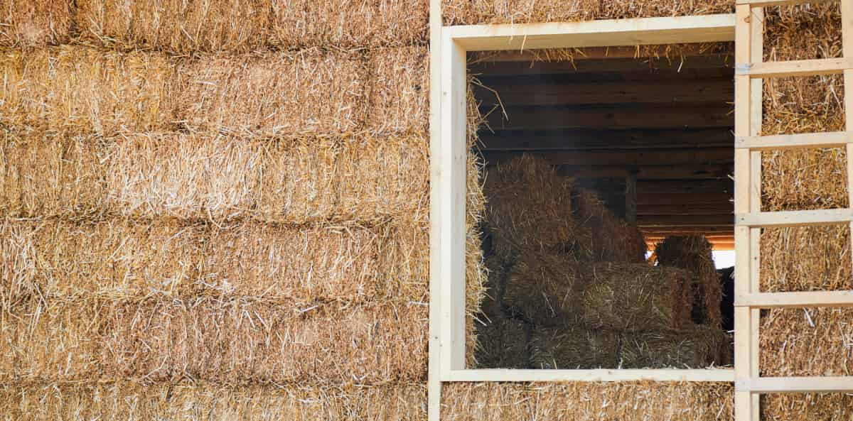 Comment isoler avec de la paille ?